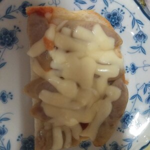 ❤　ウインナー＆マヨ炒り卵でピザ風トースト　❤